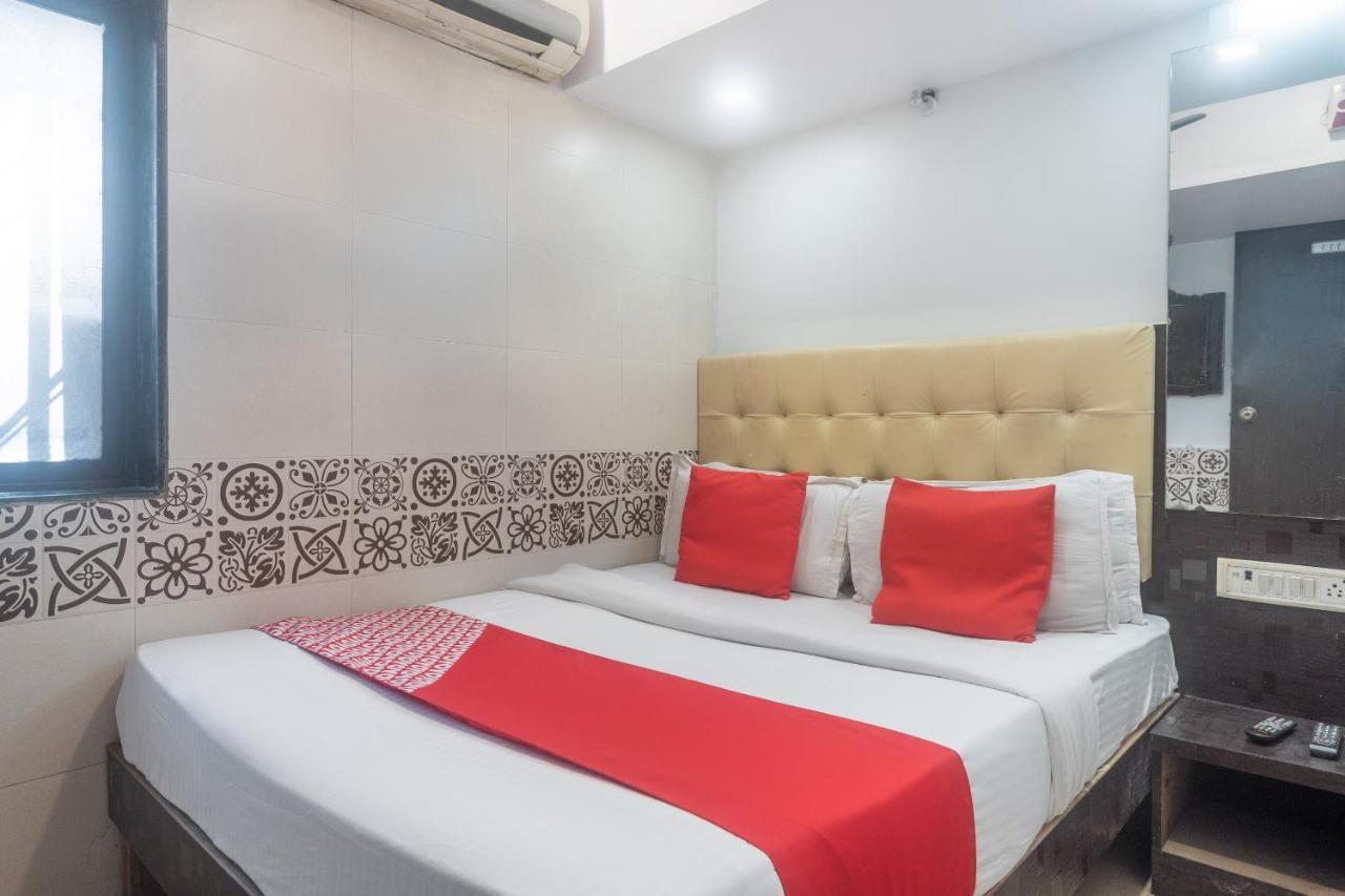 Oyo 49867 Hotel Kalpana Residency Mumbai Exteriör bild