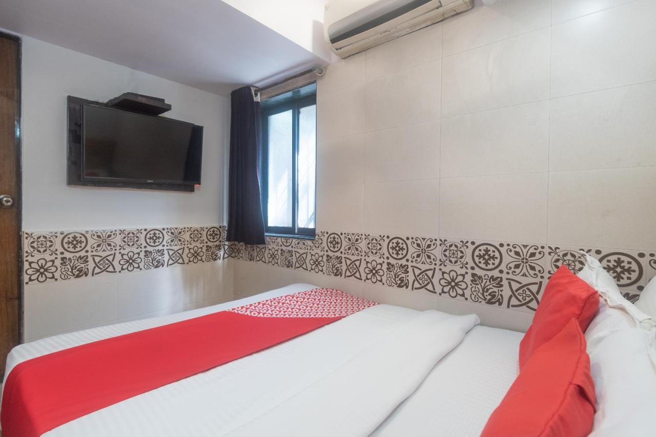 Oyo 49867 Hotel Kalpana Residency Mumbai Exteriör bild