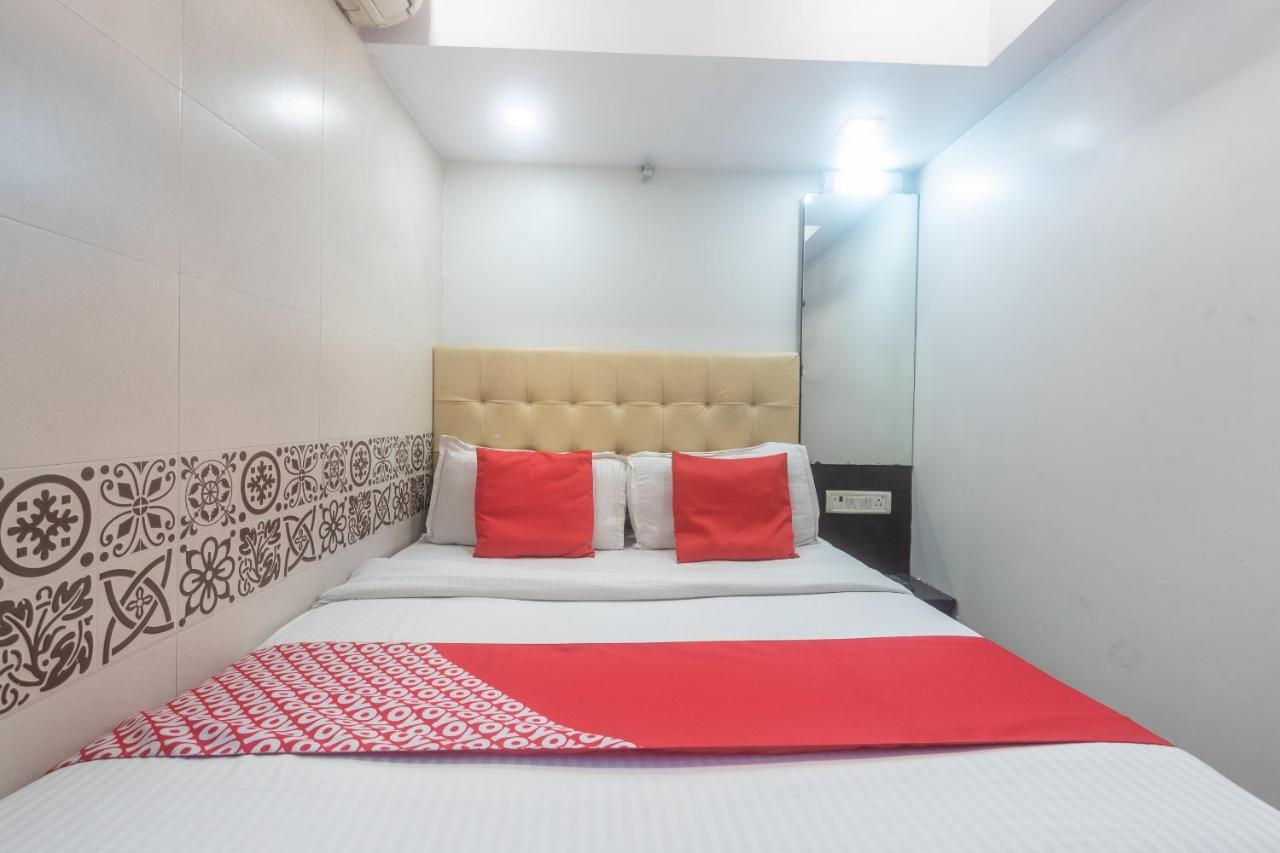Oyo 49867 Hotel Kalpana Residency Mumbai Exteriör bild