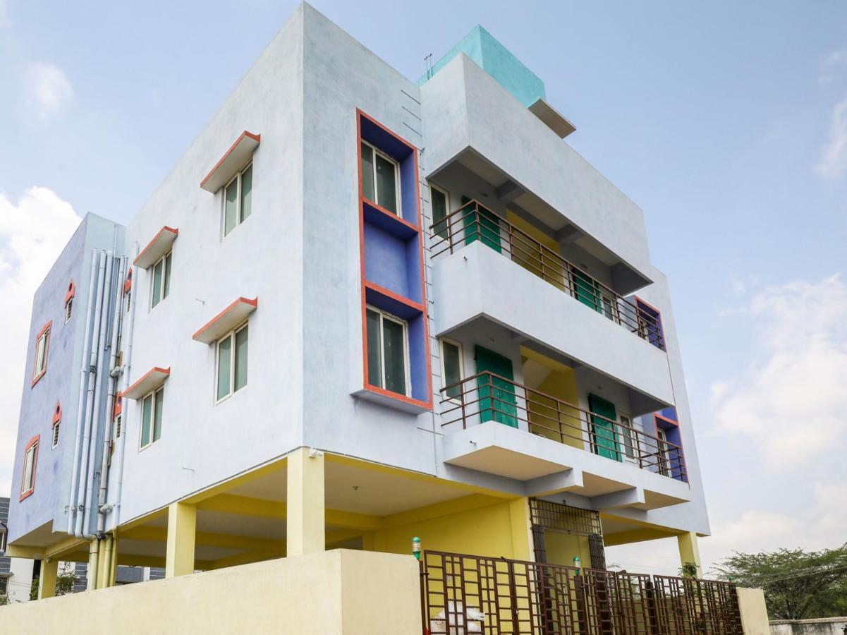 Oyo 49867 Hotel Kalpana Residency Mumbai Exteriör bild